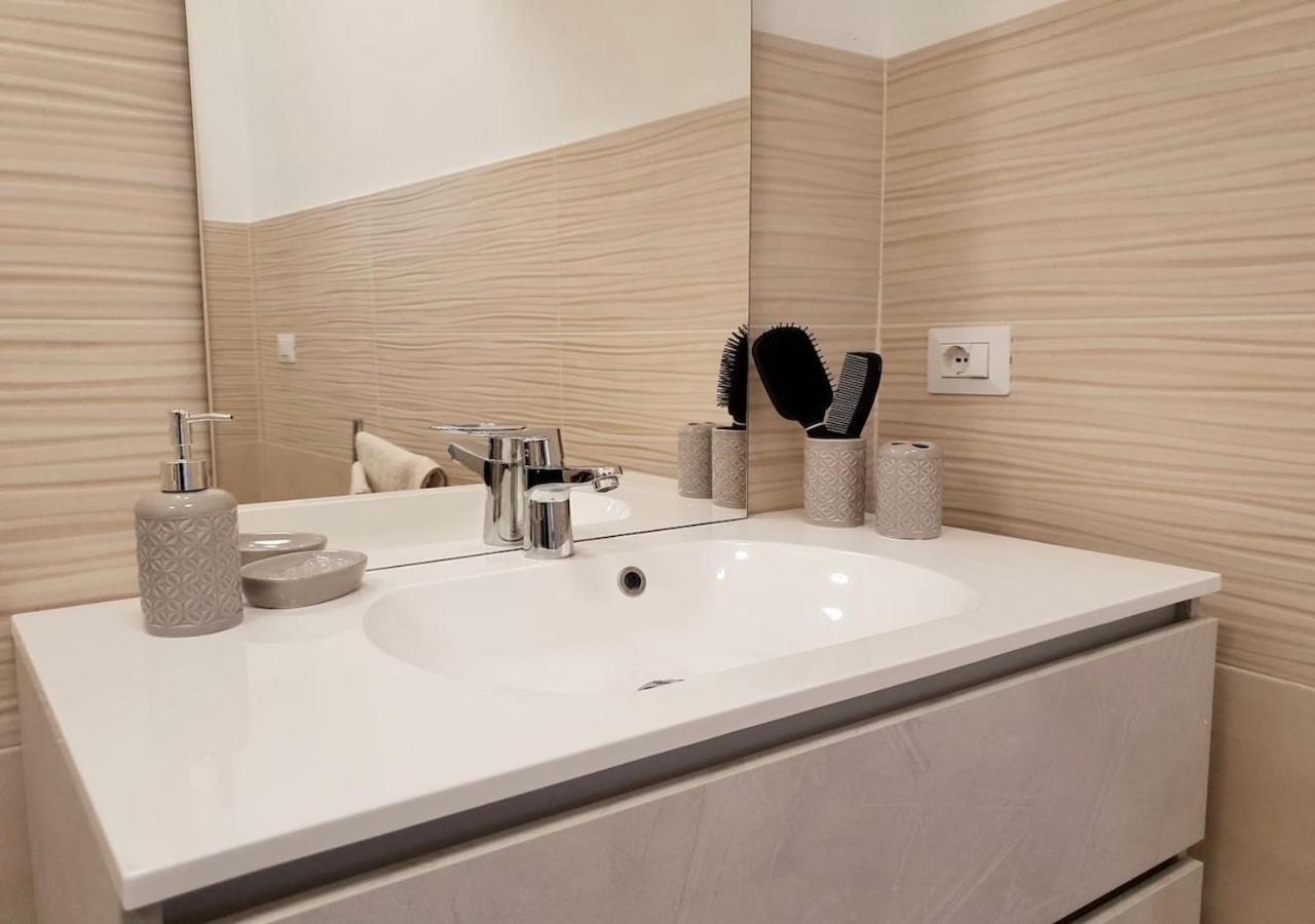 Profumo Di Sale Apartment Каляри Екстериор снимка