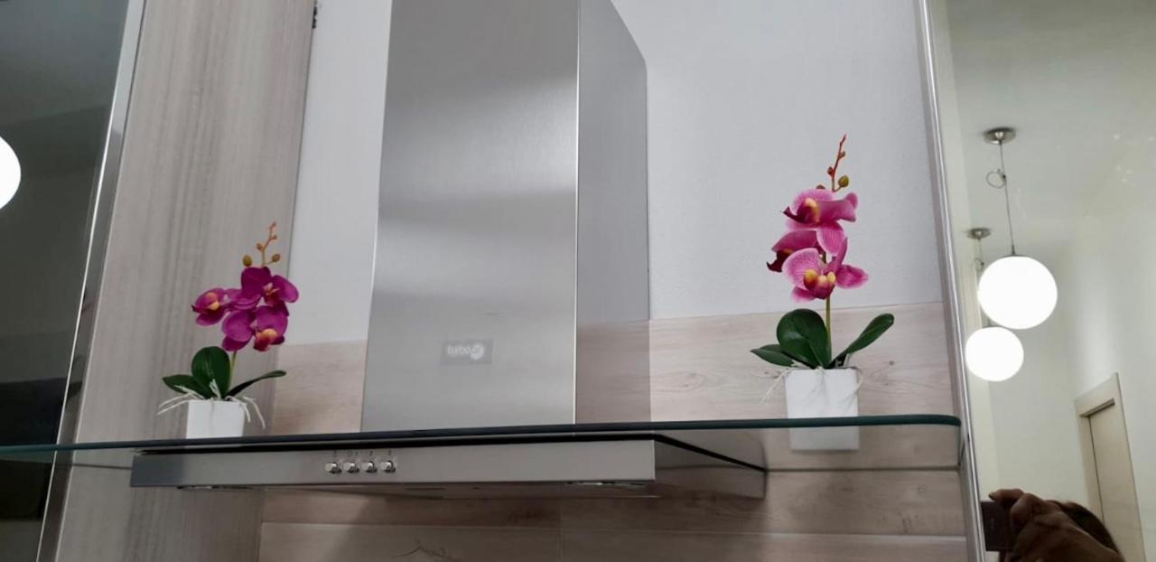 Profumo Di Sale Apartment Каляри Екстериор снимка